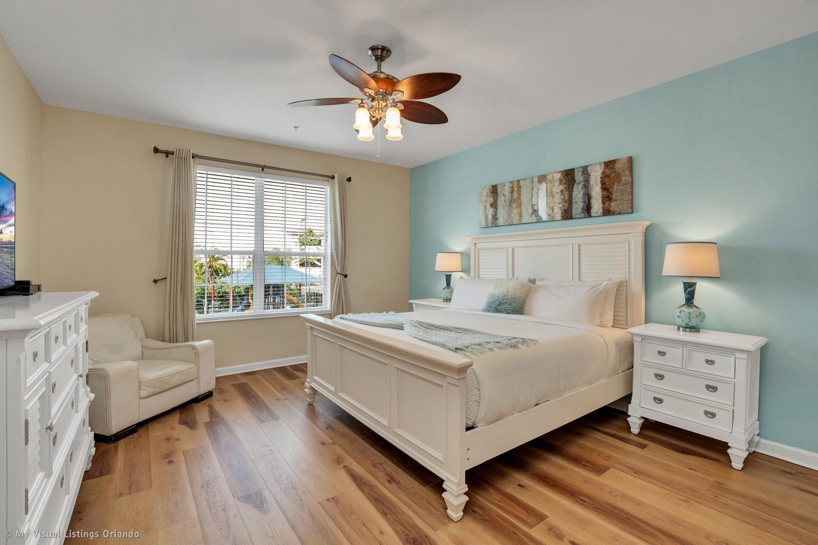 Vista Cay bedroom LVP flooring