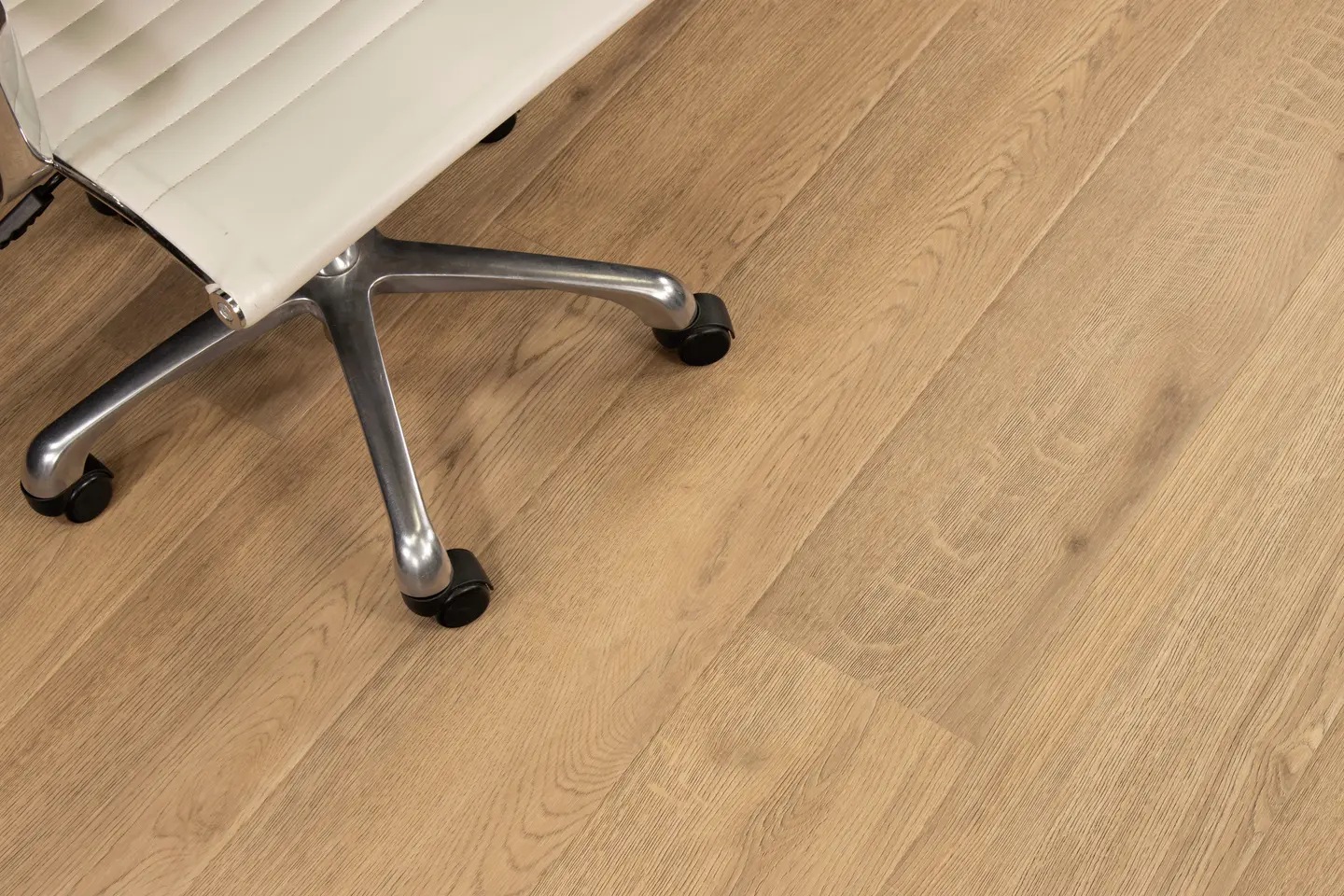 Vinyl plank underlayment guide